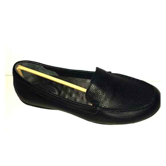 eddie bauer womens loafers